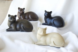 0713-CatFigurines-1000px